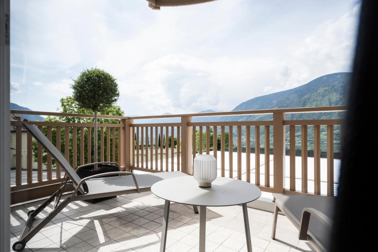 Small & Beautiful Hotel Gnaid Dorf Tirol Exterior foto